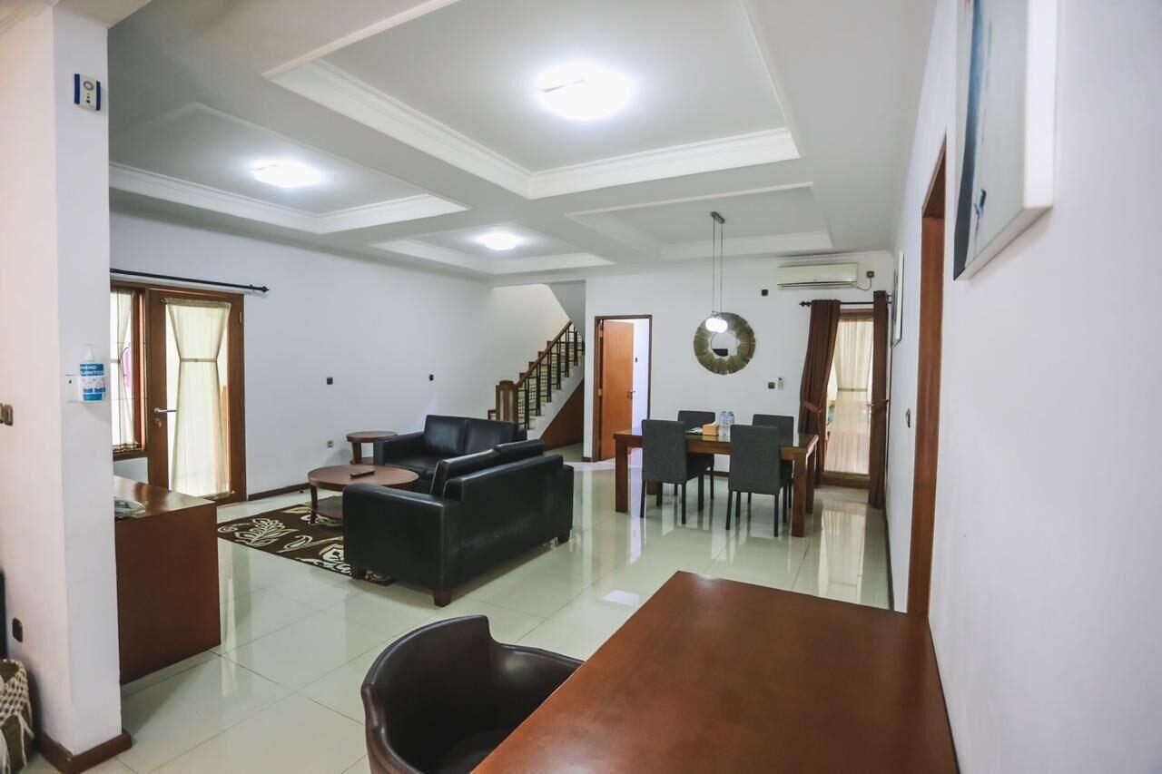 Kuldesak Villa Bandung